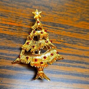 GERRYS goldtone Christmas tree